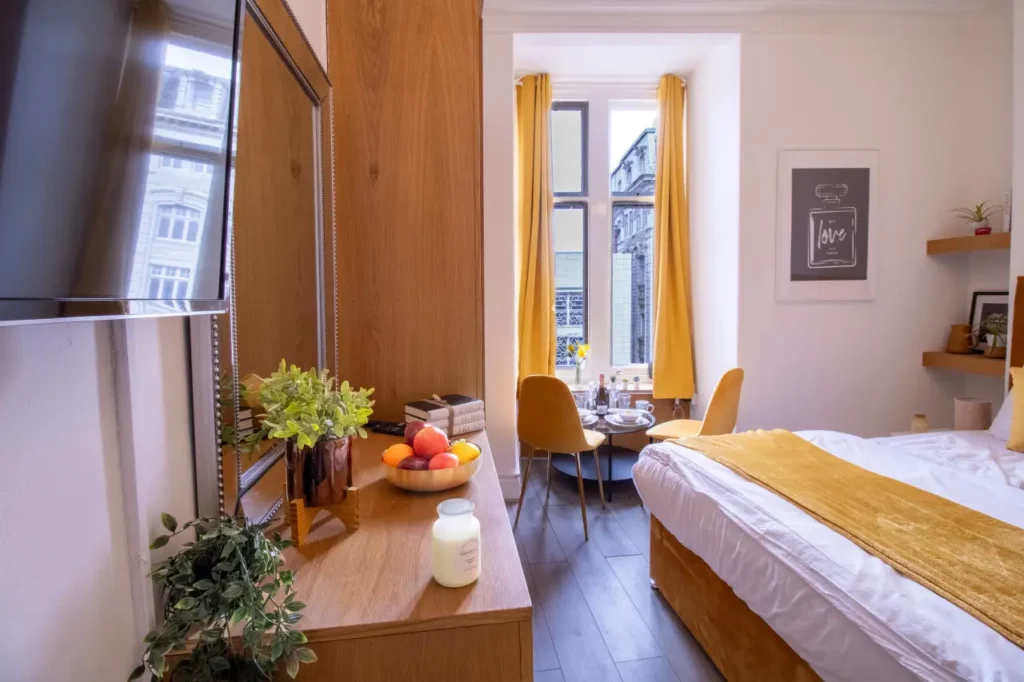 Mayfair Studio Apartment