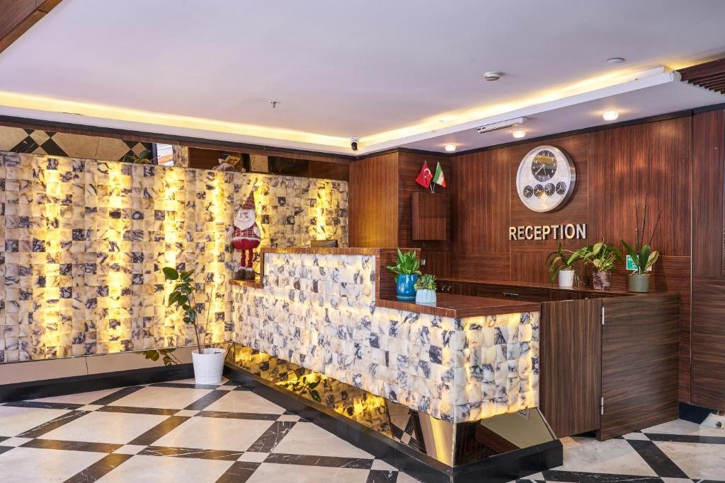 Atro Hotel - Image 6